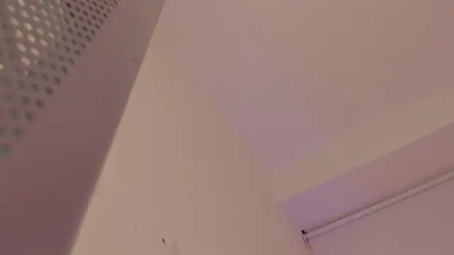 Sara_gwen - finger in my ass