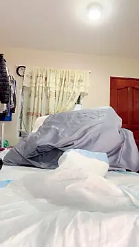 WetVirginPussy