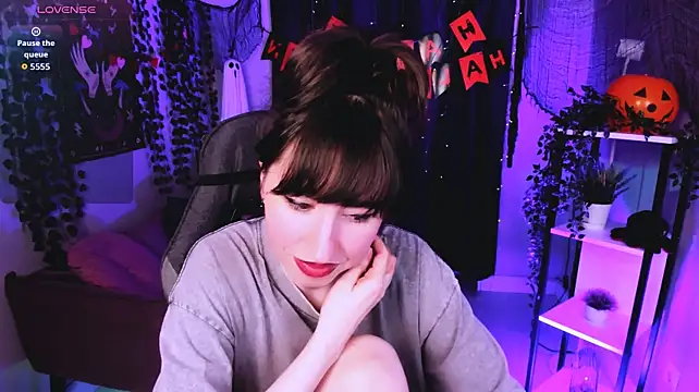 Lily_xBabe - TOPLESS