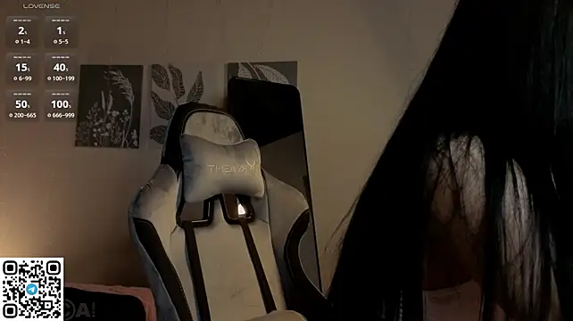 Krisss_Kiss54