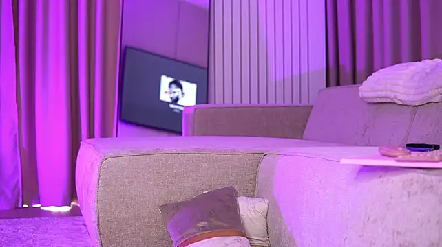 VanessaSimon - Hey Princess👑