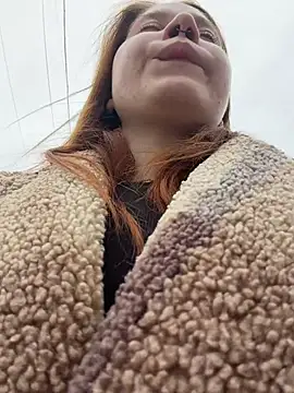 SlavicCandy - start masturbating at public WC