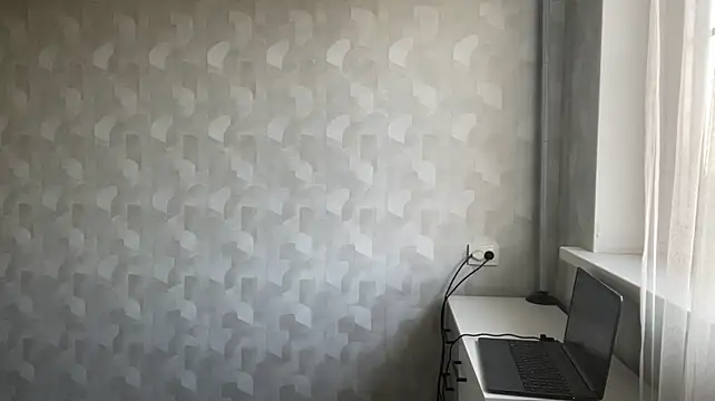 LisetteParajon - hairbra!