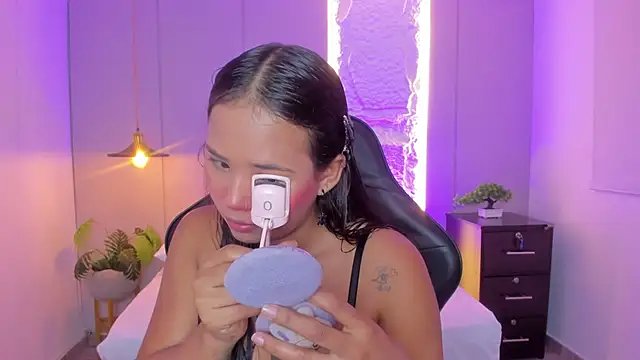 Isabella_florez - Play Boobs!!
