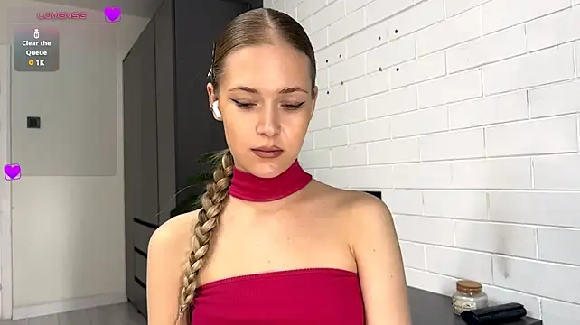 ZaidaSchwarten - Cover my sweet boobs with hands