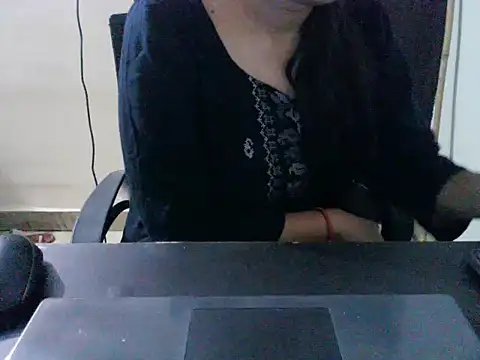 Laila_gorgeous06 - Full nude dance 5 minute