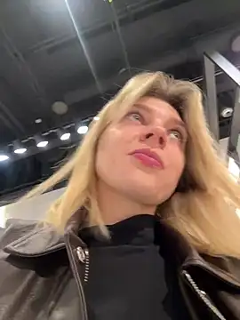 ValenciaShock - AHEGAO+ NAKED BOOBS