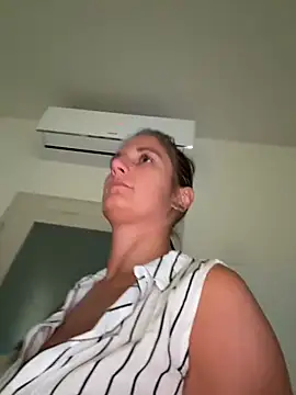 Jennifer11772 - Squirt+vid for you
