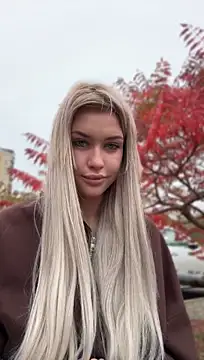 KikiWatson - Show boobs in public 🔞😍💦