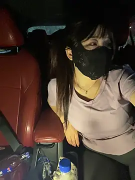 Xiao-mo520 - 美导老师下班兼，户外偷玩小粉，刺激，超敏感体质，完成目标脱一件衣服