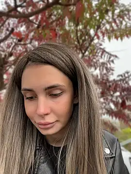 SandraCarter - Show ass in public park