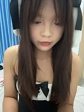 Youbaby-Love - 爸爸帮女儿揉胸