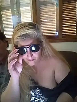 PamelaEmarido - Festas