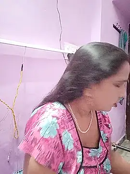 Reema05 - Dildo in anal pamp