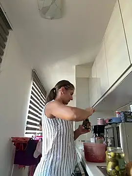 Jennifer11772 - Squirt+vid for you