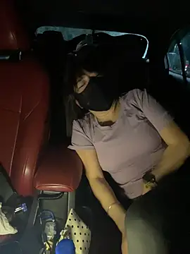 Xiao-mo520 - 美导老师下班兼，户外偷玩小粉，刺激，超敏感体质，完成目标脱一件衣服