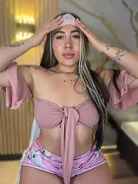 ManuelaVeeleez - play clitoris
