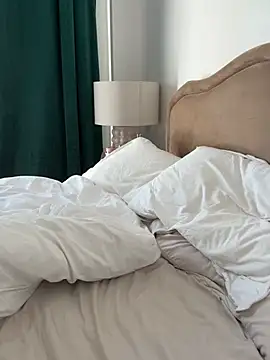 Poppyshaw_ - Spit on boobies ❤️