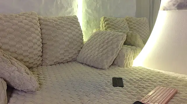 Moniqque - Naughty video for last tipper