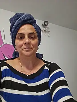 IsabelleCraft - Oil boobs