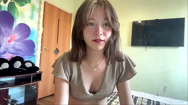 SusanaHallet - make my bobs is very wet&sqz under bra