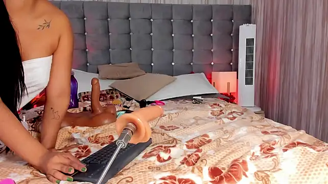 Poacahontasfg - FUCK MY ASS WITH THE MACHINE! 🍑🍆