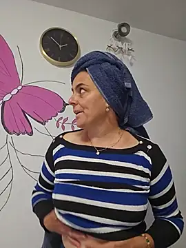 IsabelleCraft - Oil boobs