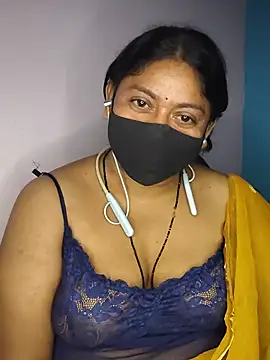 Telugu--Nadhini143 - 100 tokens boobs show