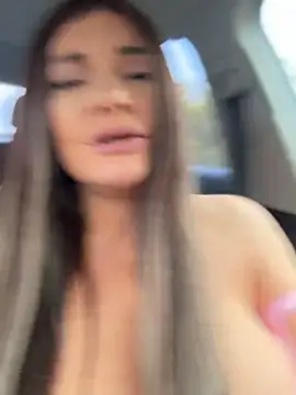 JessycaFlame - Squirt out in public