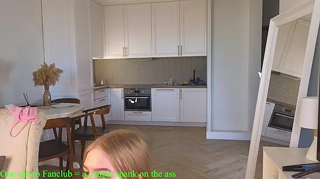 EnriquetaThomley - masturbate pussy under panties???