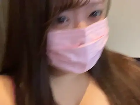 Atashi_Hcup - Iカップのトップ脱ぎ💓‪ドア開けて脱いじゃうよ