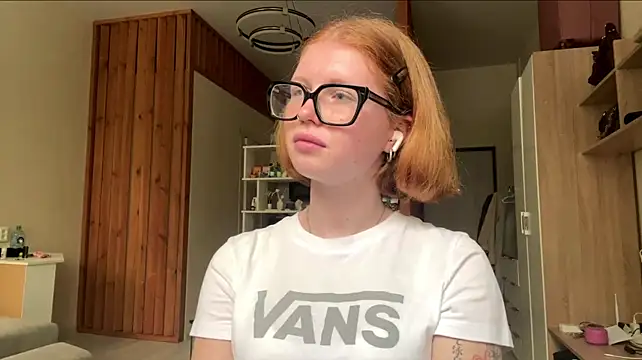 ShantaySteeves - show tongue + silly face