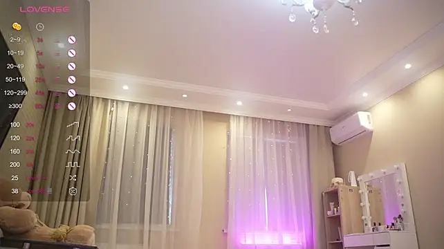 Bananalizzy - Touch ass close up ♡