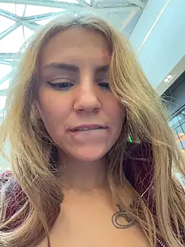 -stray-cat- - grab my tits and press them hard