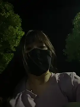 Xiao-mo520 - 美导老师下班兼，户外偷玩小粉，刺激，超敏感体质，完成目标脱一件衣服