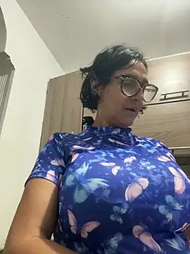 Star_anastasia - Oil in boobs