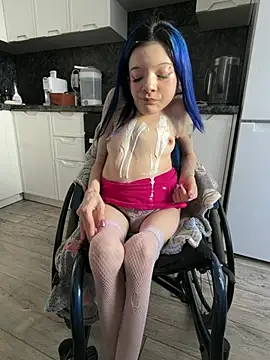 MiniSophiaa - Masturbation