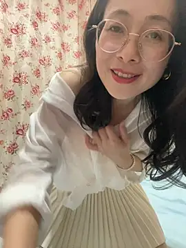 TangTang0530 - 内裤坐脸
