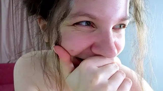 Baby_Evalena - 3 fingers in pussy