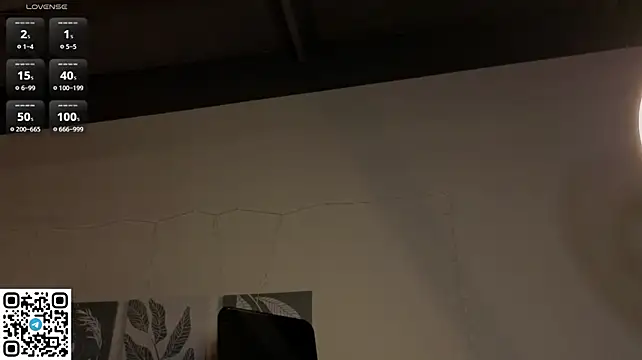 Krisss_Kiss54