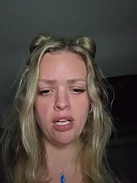 Bridgette03 - Pussy slaps x3 (over panties) 😼