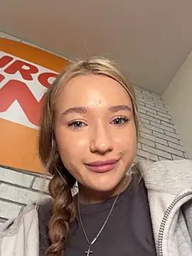 Milaa_sun - flash tits in TAXI 🚕
