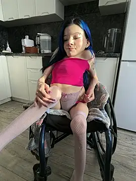 MiniSophiaa - Masturbation
