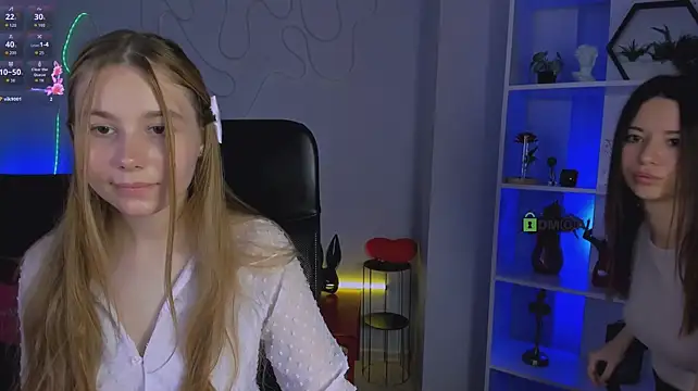 Ava_gllow - show panties