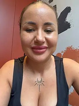 Beautydiamond - First and big big squirt