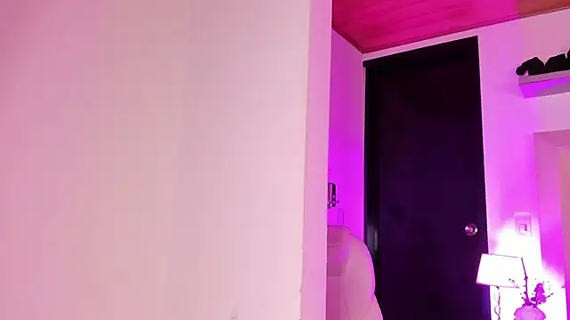MelaniieBrown_ - rub my pussy in closeup 🐮🤏🏻