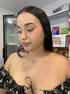 Sara-cherry