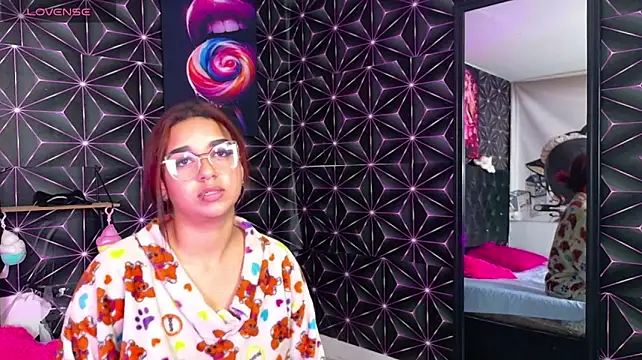 Zayury - Play pussy 💜