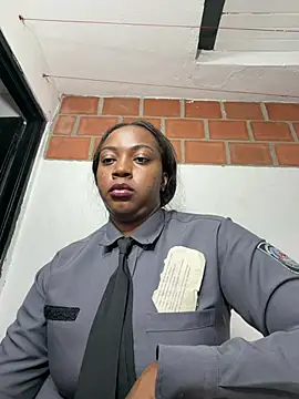 CiaraEbony - naked and big big squirt