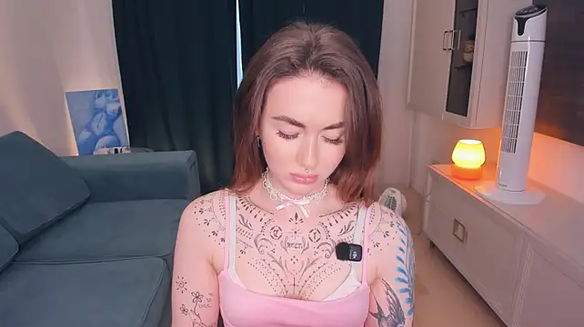 CinthiaHousner - Take off my little shorts <3